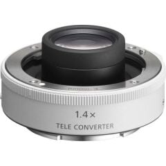 Sony FE 1.4× Teleconverter SEL14TC E‑Mount Teleconverter (Full‑Frame & APS‑C Uyumlu)