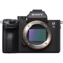 Sony A7 III Mirrorless Camera Body (ILCE‑7M3/B)
