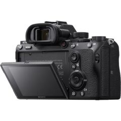 Sony A7 III Mirrorless Camera Body (ILCE‑7M3/B)