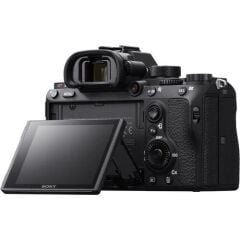 Sony A7R III Mirrorless Body (ILCE‑7RM3/B)