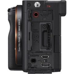 Sony A7 C (ILCE‑7C/B) – Gövde (Body Only)