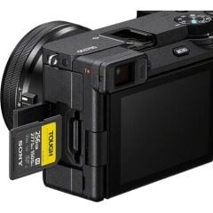 Sony α6700 (ILCE‑6700M/B) – Kit Lens Dahil Gövde + 18‑135 mm