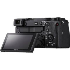 Sony α6600 (ILCE‑6600M/B) – Kit Şekilde (18‑135 mm)